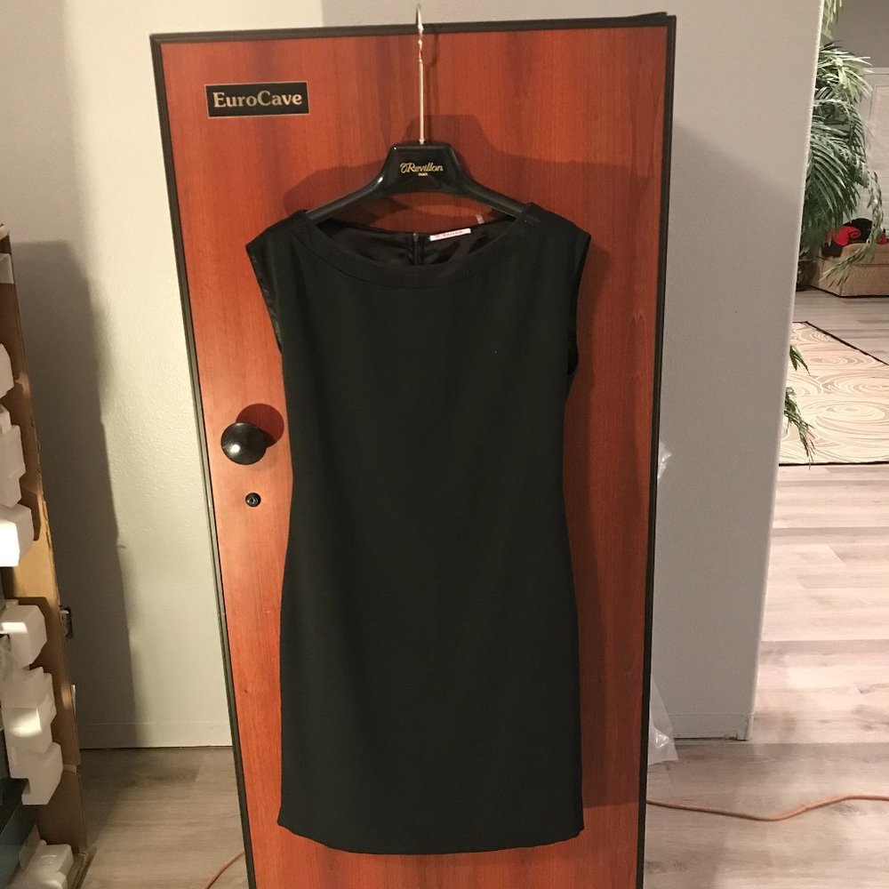 Elie Tahari Dress